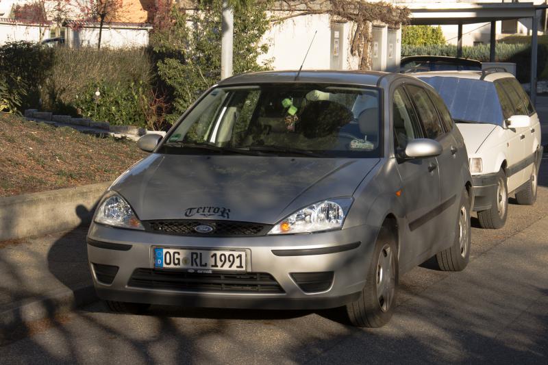 Auto von Nazi Laura Rupp, Ellenriederstraße 26, 77799 Ortenberg: silberneren Ford Focus, OG-RL 1991