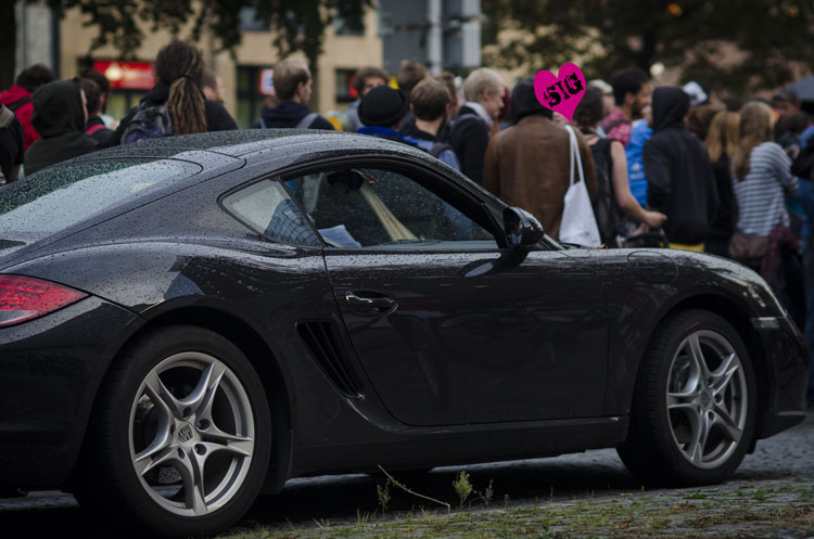 [FR] Sponti von 330 Menschen gegen die angedrohte Verschrottung der Wagen von Sand im Getriebe Foto Nr. 21