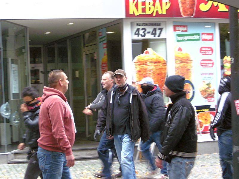 HoGeSa Nazi-Überfall Essen (6)