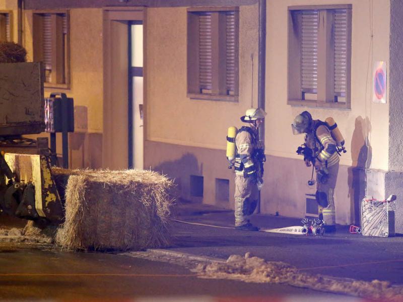 Unbekannte haben eine Handgranate auf das Gelände einer Flüchtlingsunterkunft in Villingen geworfen.