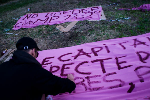 preparing banners