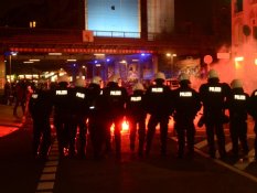 Randale in der Schanze: Demo für Lampedusa-Flüchtlinge eskaliert (2)