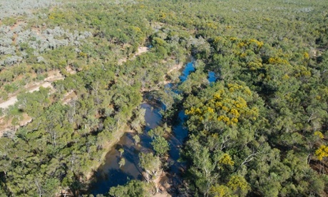 Country returned to Aborigines