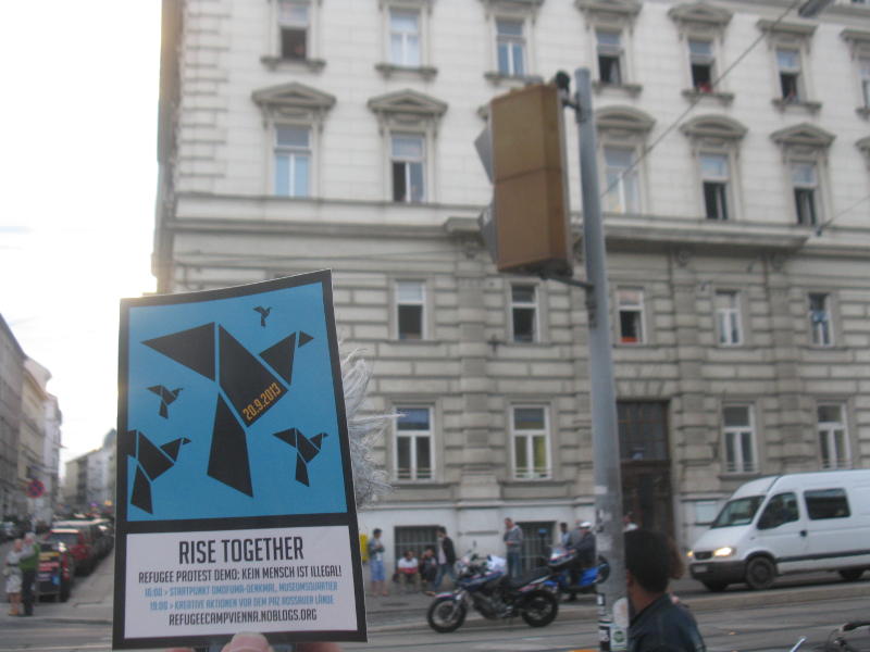 Rise together - Refugee Rights Demonstration vor dem Abschiebezentrum Nussdorfer Straße in Wien