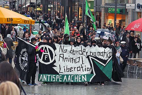 Demozug durch die Aachener Innenstadt, Oktober 2010