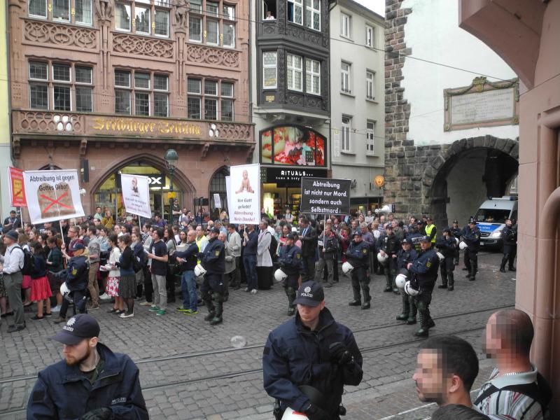 [FR] Blockade gegen Piusbruderschaft 14