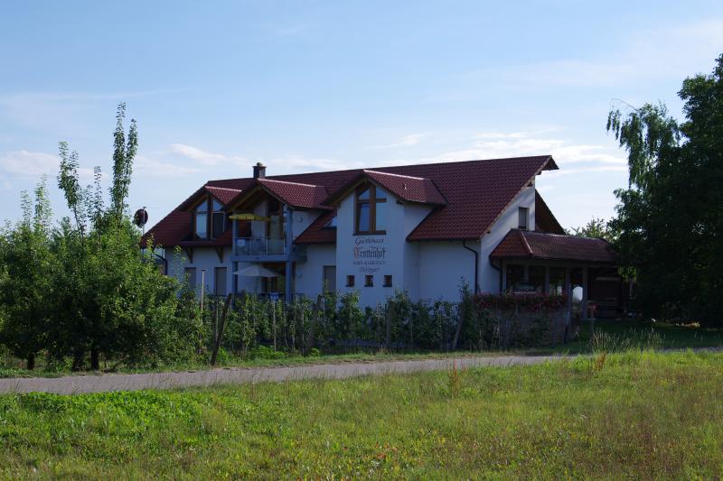 Wohnhaus von NPD-Mitglied Beate Düringer, Führhäupterweg 1, 79241 Ihringen