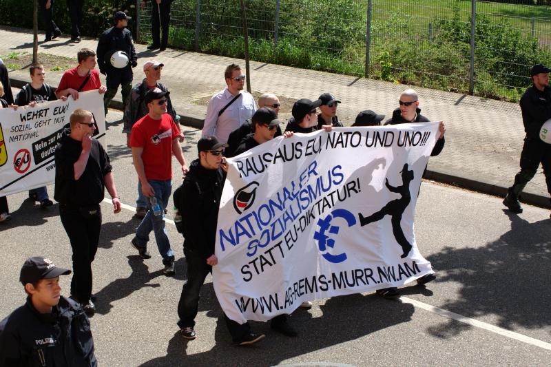 Nazis am 1. Mai 2012 in Speyer - 11