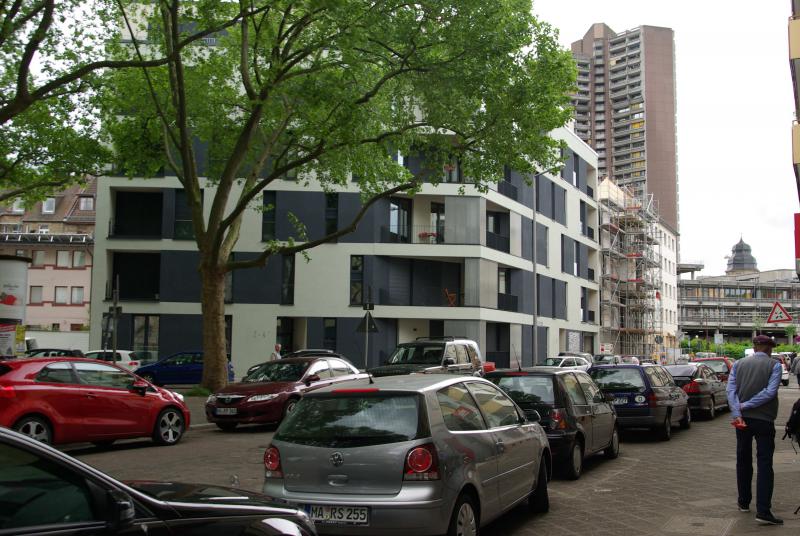 Clignetplatz: Projekt Wohnhaus am Clignetplatz - Gentrifizierungsobjekt