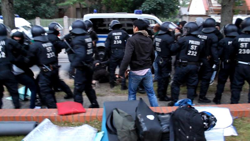 25.6.2015 [MD] Eskalation bei Abschiebeblockade in Magdeburg