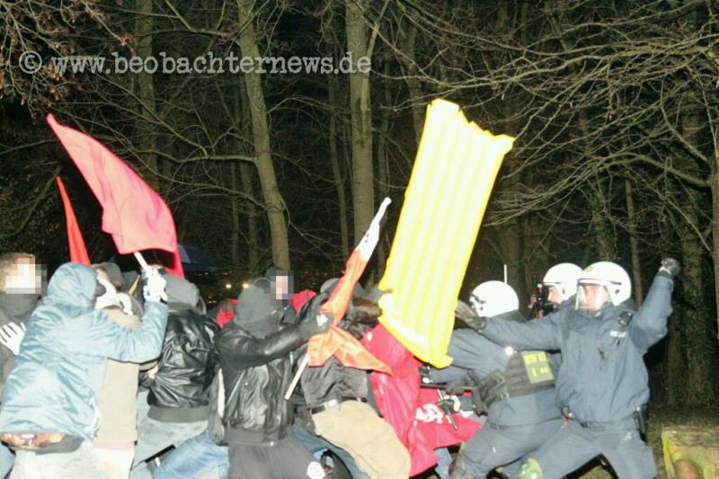 Engagierter und vielfältiger Protest auf dem Weg zur Nazikundgebung