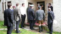 Fesche Burschen in heißen Höschen