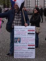 Kundgebung gegen US-Angriff auf Syrien in Berlin 6