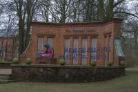 Husum Denkmal Graffiti 1