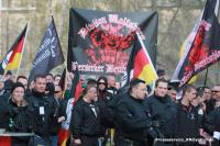 GSD-Naziaufmarsch - Nazis mit Gruppenbanner (Foto: Presseservice Rathenow)