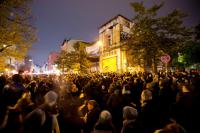 Mehrere Tausend Demonstranten wollen an diesem Samstag für den Erhalt des linksalternativen Kulturzentrums Rote Flora auf die Straße gehen (Archivbild).(Foto: dpa) 