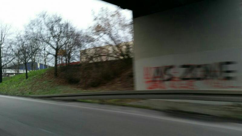 Brückenpfeiler Richtung Stuttgart auf der B10