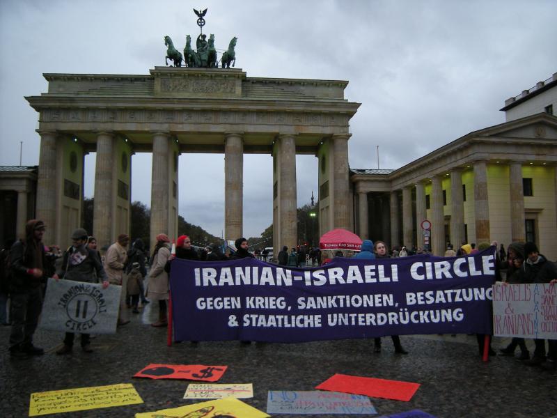 Kundgebung vor dem Brandenburger Tor