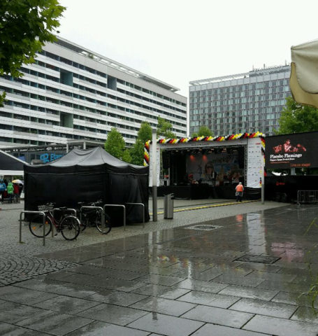 Einheitsfest in Dresden auf der Prager Straße