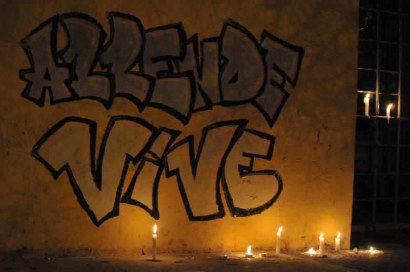 Allende Vive. Grafitti am Estadio Nacional