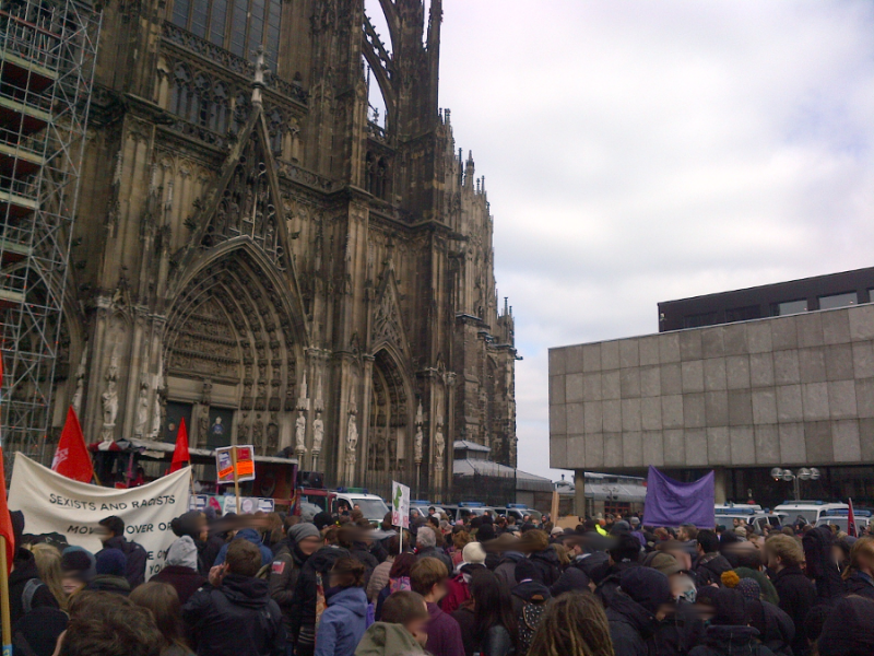 Köln: Tausende auf Demo gegen Sexismus und Rassismus 3