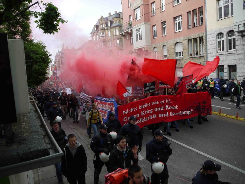 Archivbild von der Revolutionären 1. Mai Demonstration 2014 in Stuttgart